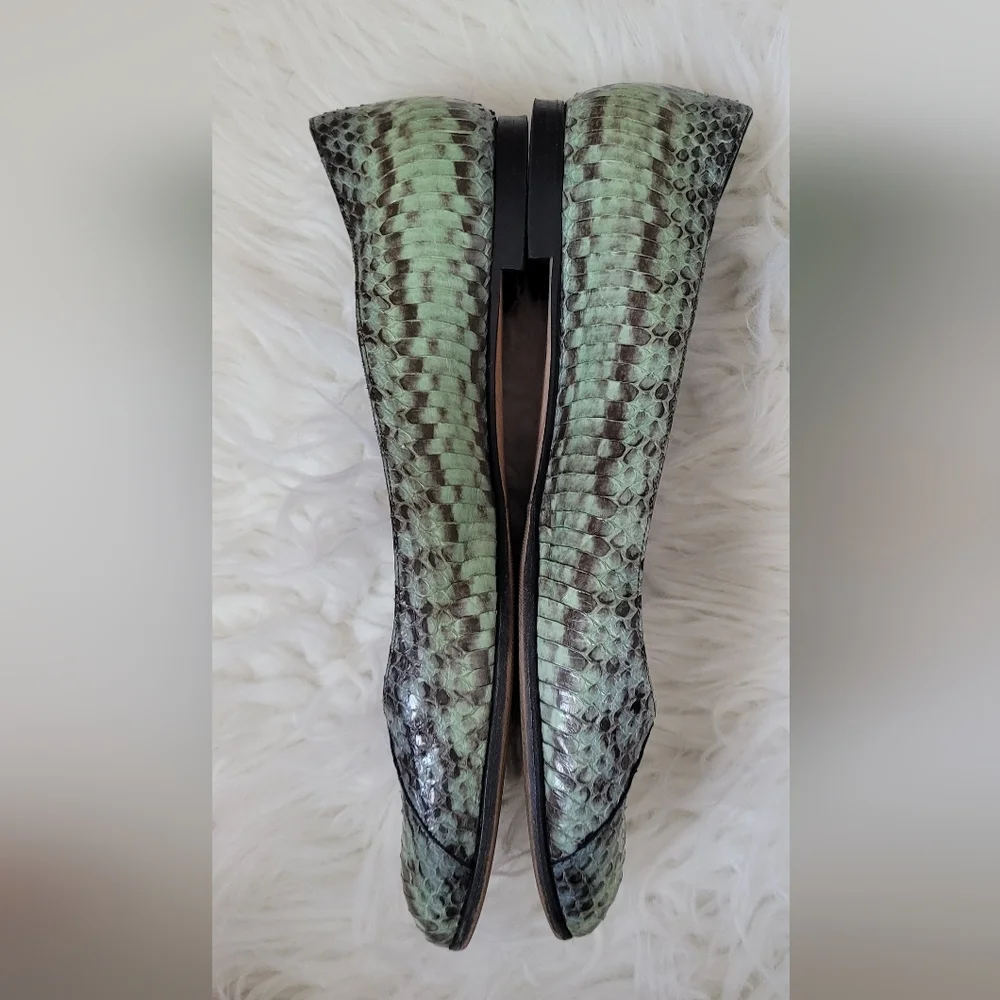 Manolo Blahnik Python Flats - Picture 5 of 12